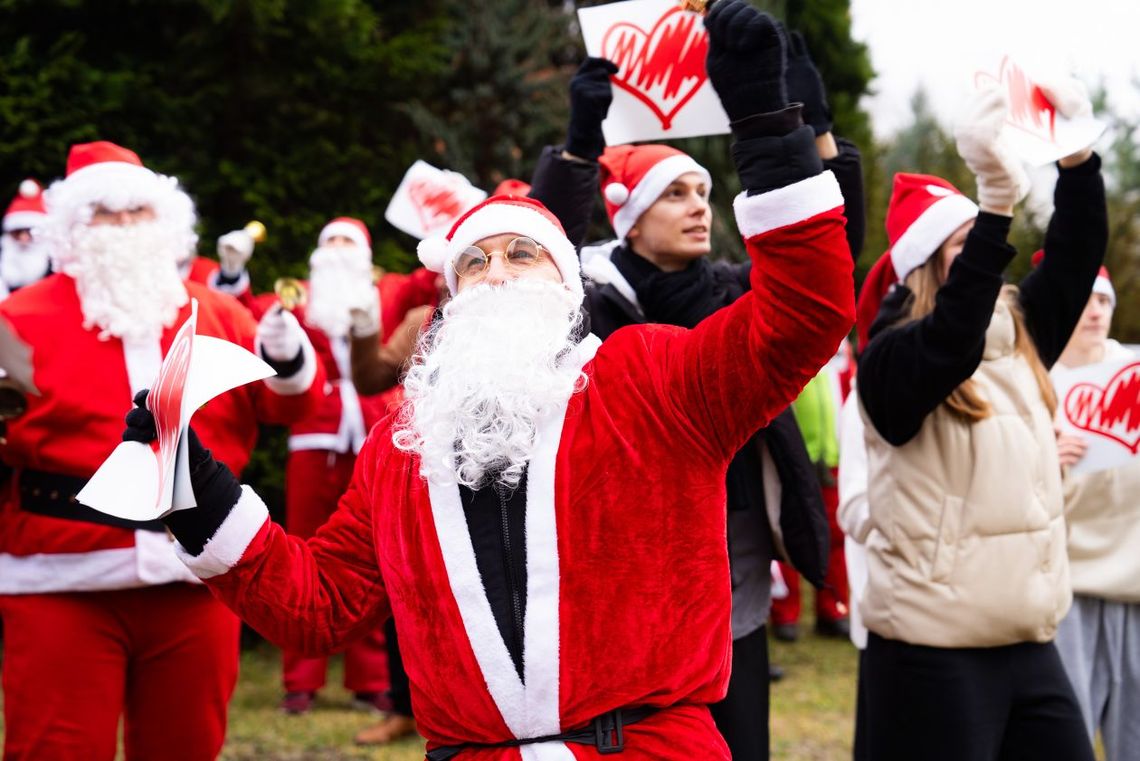 Mikołajkowy Rajd Uśmiechu - mnóstwo radości w radomskich szpitalach