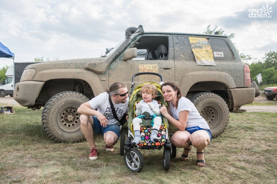 Miłośnicy terenówek pomogli choremu chłopcu
