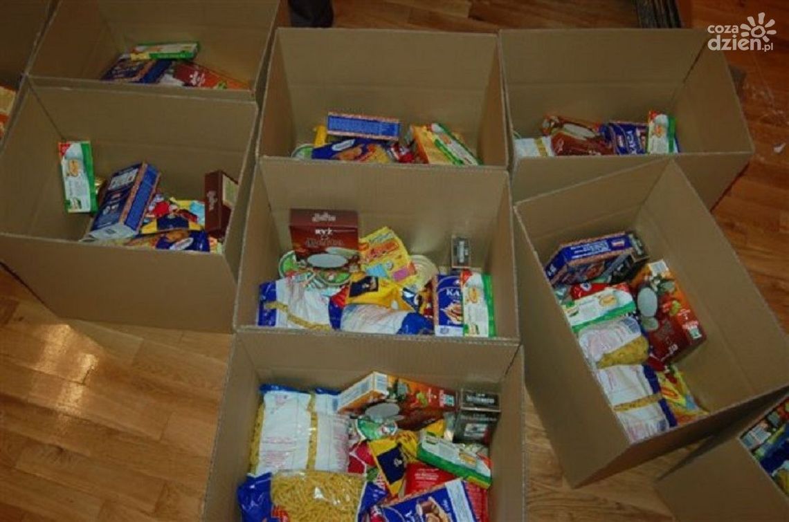 Mirów. Będą wydawane paczki żywnościowe