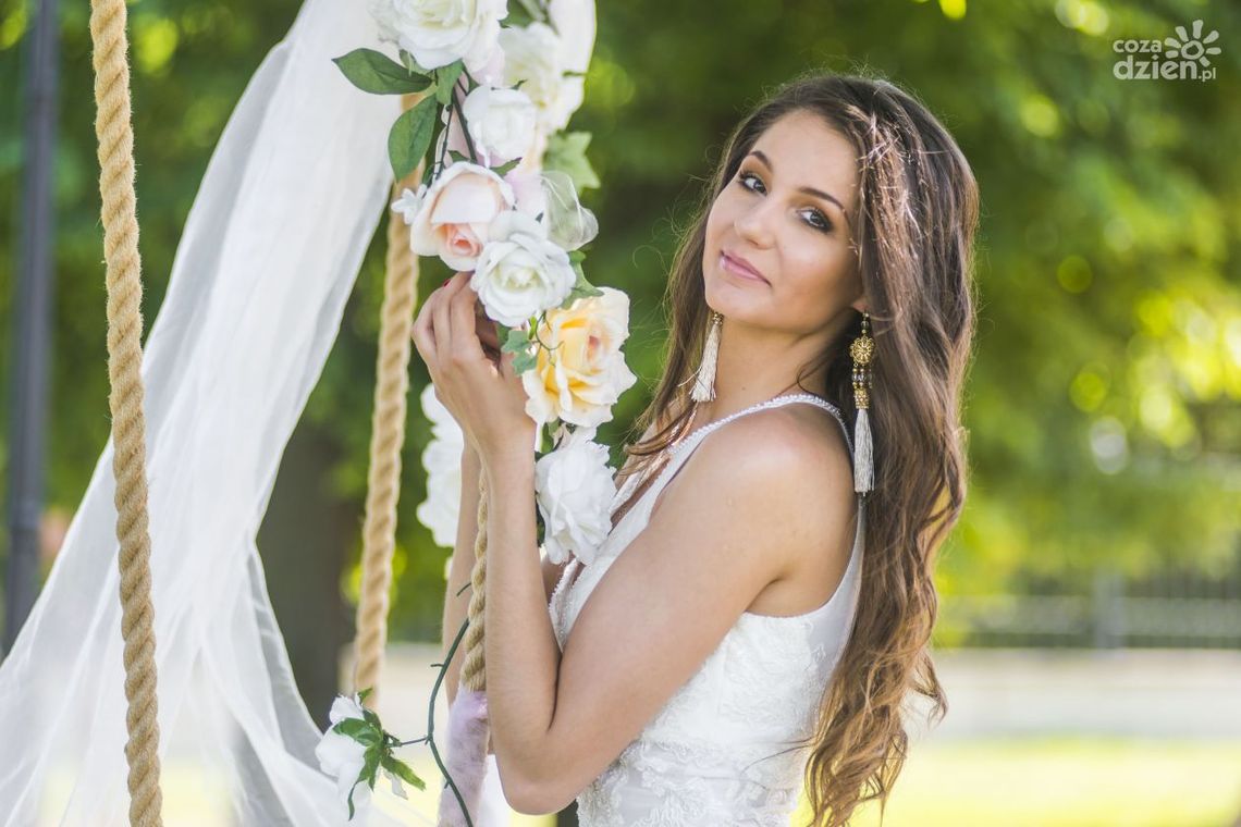 Miss Polonia - sesja w sukniach ślubnych od Sposabelli