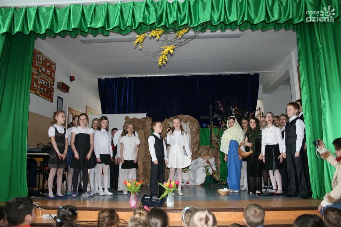 Misterium Męki Pańskiej w PSP 25 Misterium Męki Pańskiej w PSP 25