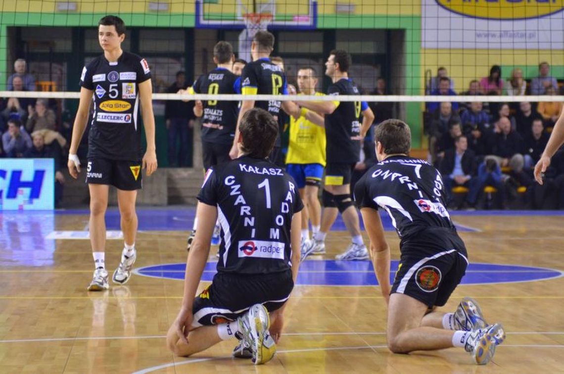 Mistrzowie udzielili lekcji pokory siatkarzom Czarnych Radom