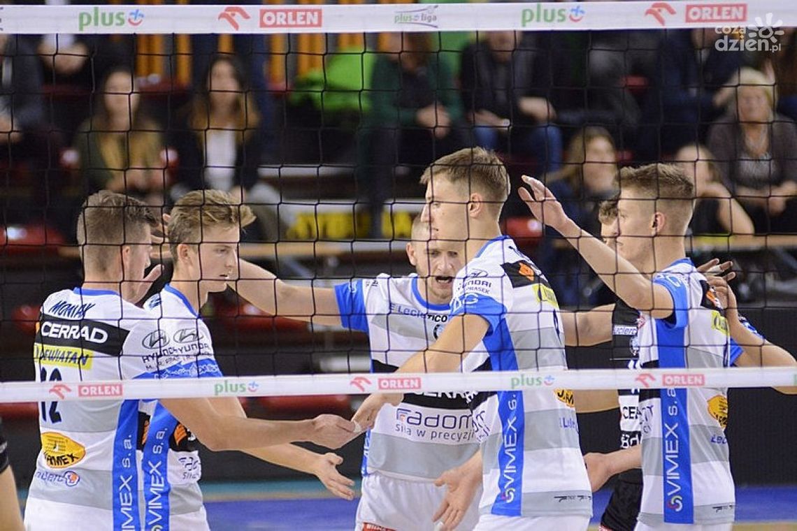 MłodaLiga: Cerrad Czarni jadą na teren niepokonanego lidera