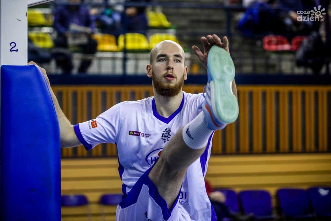 Młody center HydroTrucku powołany do szerokiej kadry Mike Taylora na mecze eliminacyjne