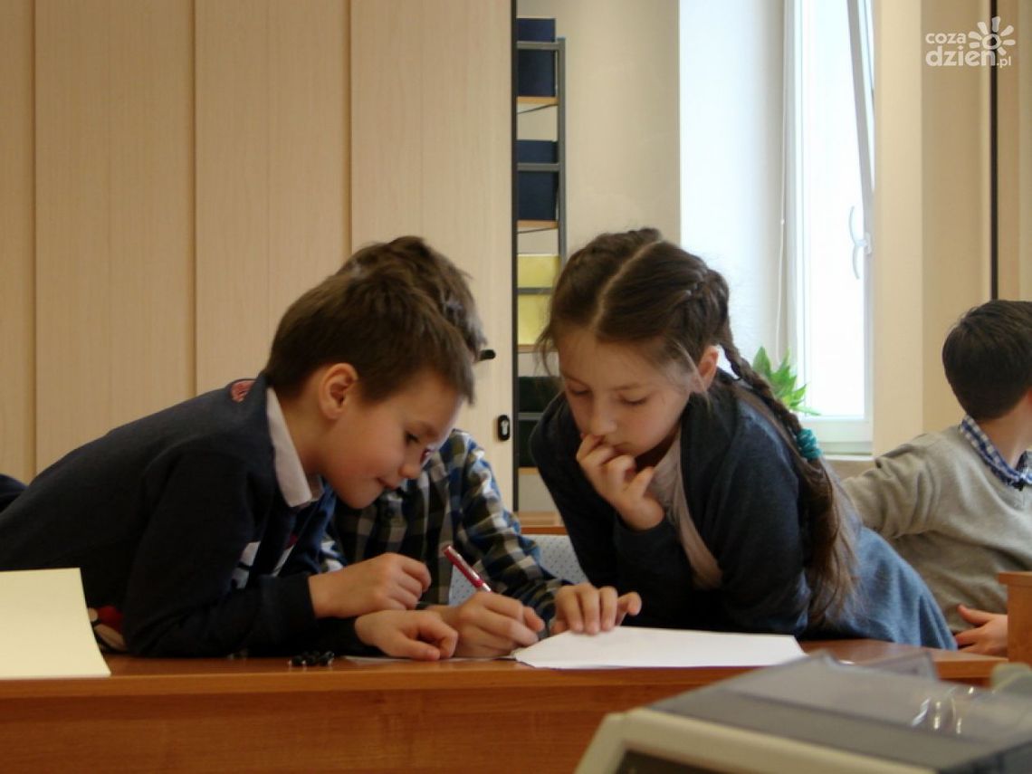 Młodzi czytelnicy walczyli o tytuł mistrza i awans Młodzi czytelnicy walczyli o tytuł mistrza i awans