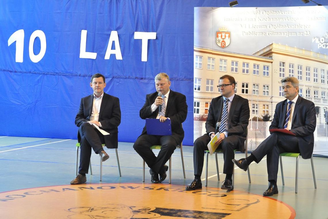 „Młodzi głosują” – debata w „Kochanowskim”