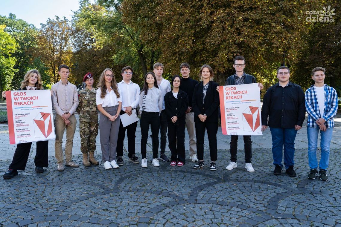 Młodzi zachęcają młodych do głosowania w wyborach