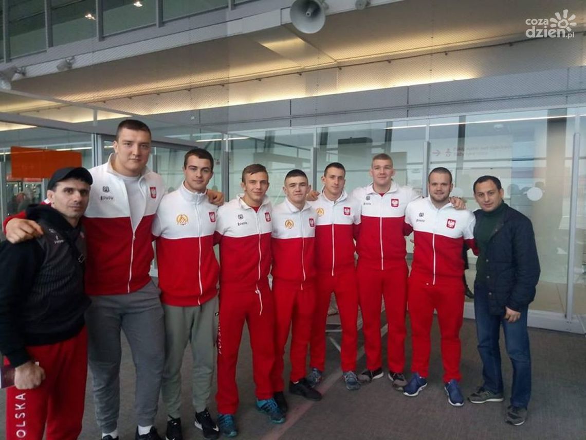 Młodzi zapaśnicy walczyli o medale w Serbii Młodzi zapaśnicy walczyli o medale w Serbii