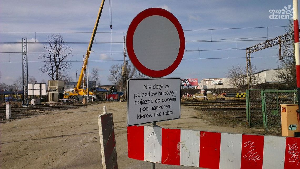 Młodzianowska - budują wiadukt, ruchu nie będzie Młodzianowska - budują wiadukt, ruchu nie będzie