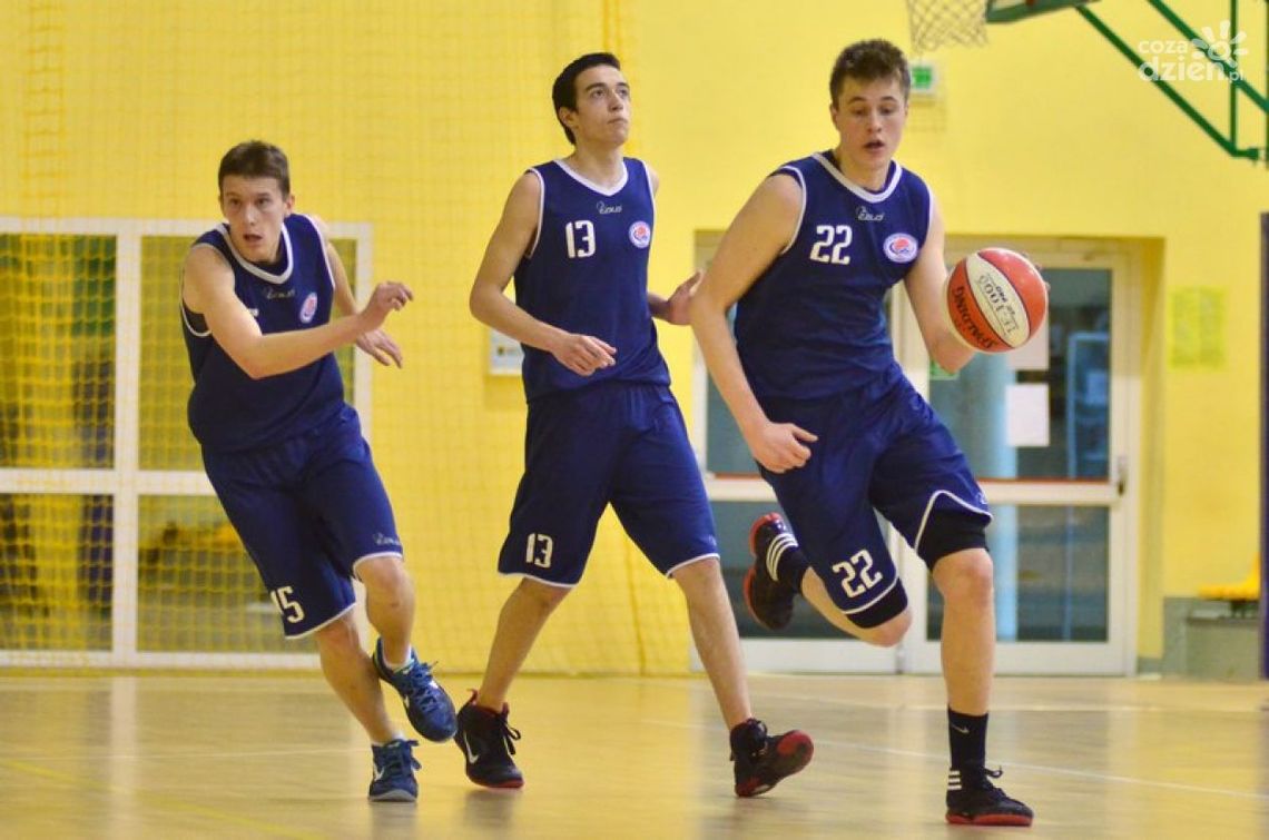 Młodzież Rosy zagra w półfinałach