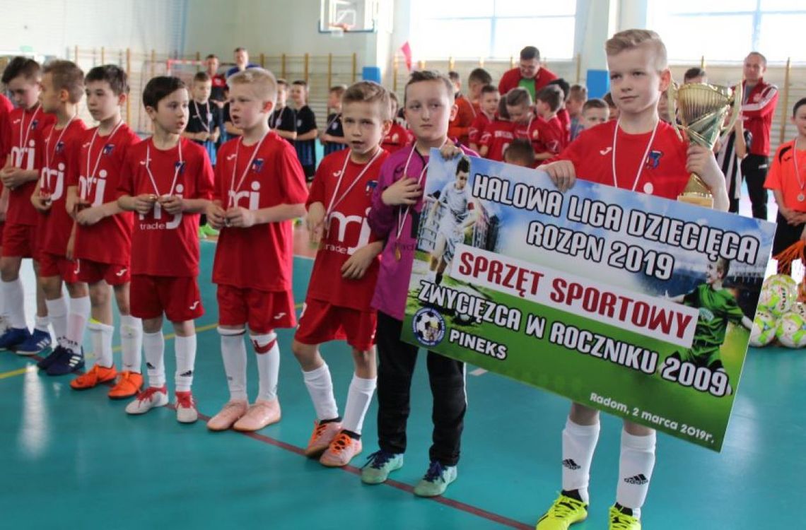 Młodzież z Broni najlepsza na hali Młodzież z Broni najlepsza na hali