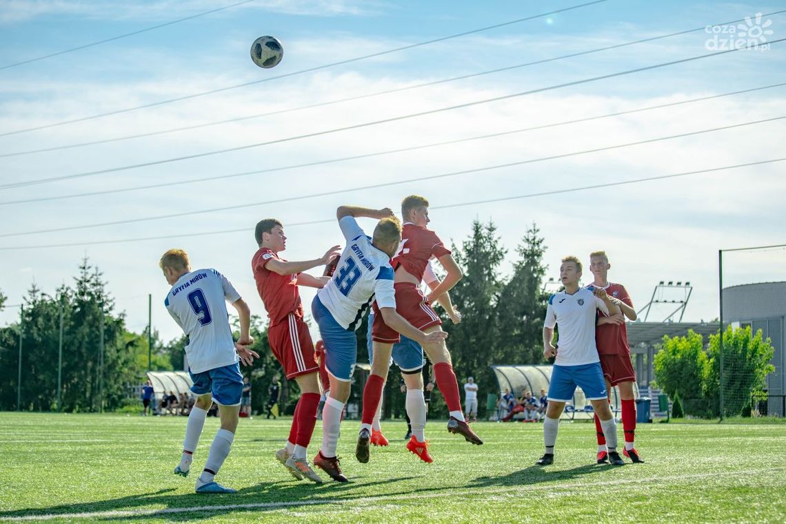 Młodzik gra dalej. Porażki Broni II i juniorów Radomiaka