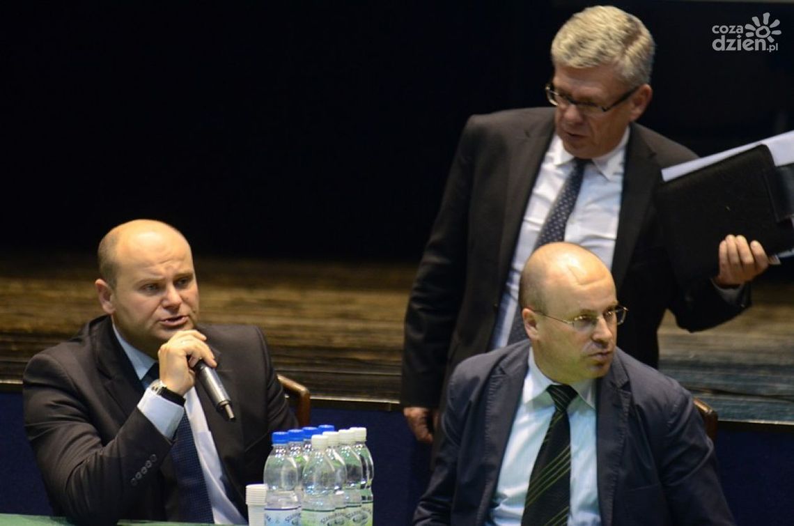 Mniej dla Warszawy, więcej dla Radomia! Mniej dla Warszawy, więcej dla Radomia!