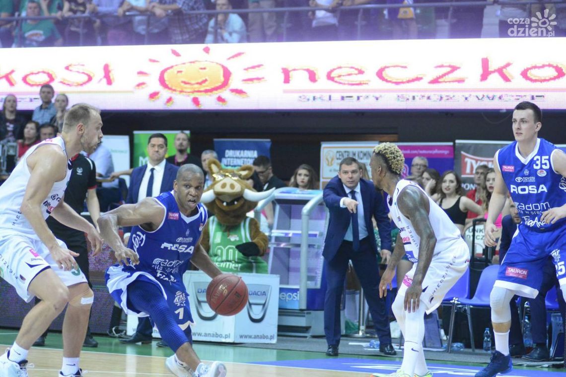 Mocna ROSA, ale Stelmet lepszy