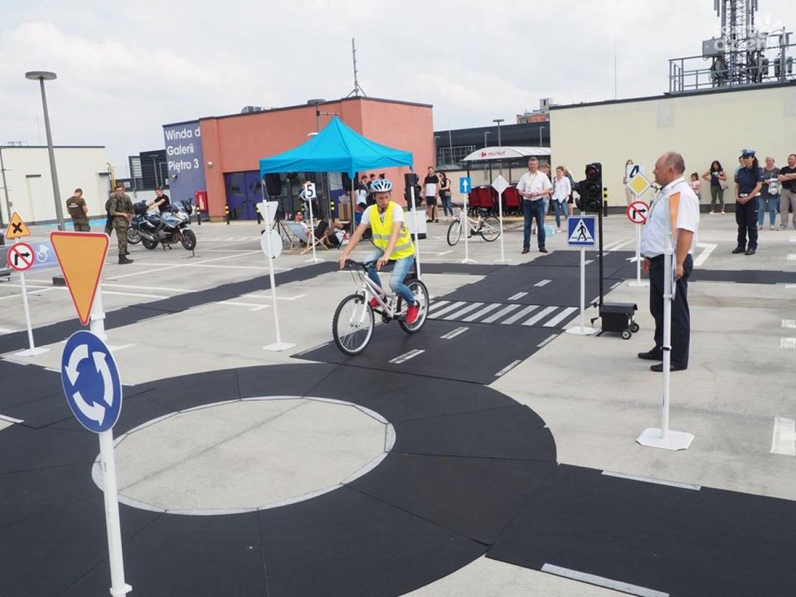 Moje pierwsze prawo jazdy na „Dzień Mamy” Moje pierwsze prawo jazdy na „Dzień Mamy”