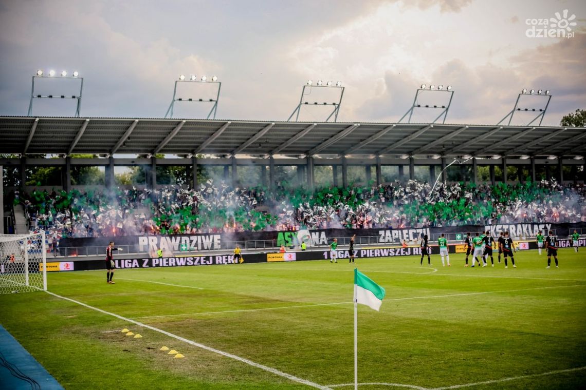 MOSiR po raz drugi unieważnił przetarg na oświetlenie stadionu MOSiR po raz drugi unieważnił przetarg na oświetlenie stadionu