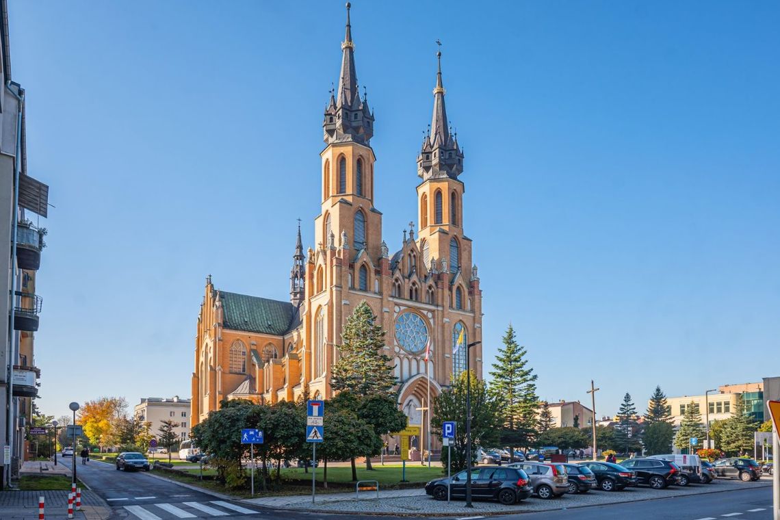 Msza święta w radomskiej katedrze. Zobacz transmisję