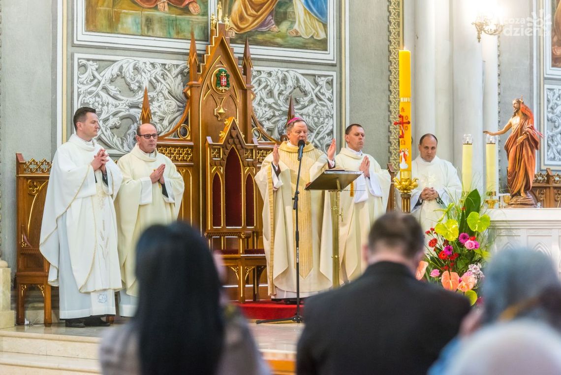Msza w intencji Ojczyzny w radomskiej katedrze. Obchody 229. rocznicy Uchwalenia Konstytucji 3 Maja