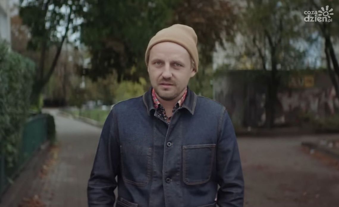 Muzyczna premiera od Pawła Domagały. To utwór "Po co ten krzyk" Muzyczna premiera od Pawła Domagały. To utwór "Po co ten krzyk"