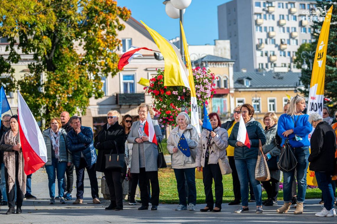 "My zostajeMY w UE!". Radomianie zaprotestowali