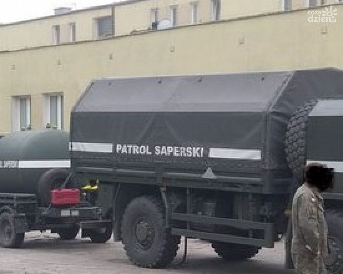 MZL opróżniał mieszkanie. Znaleziono niewybuch