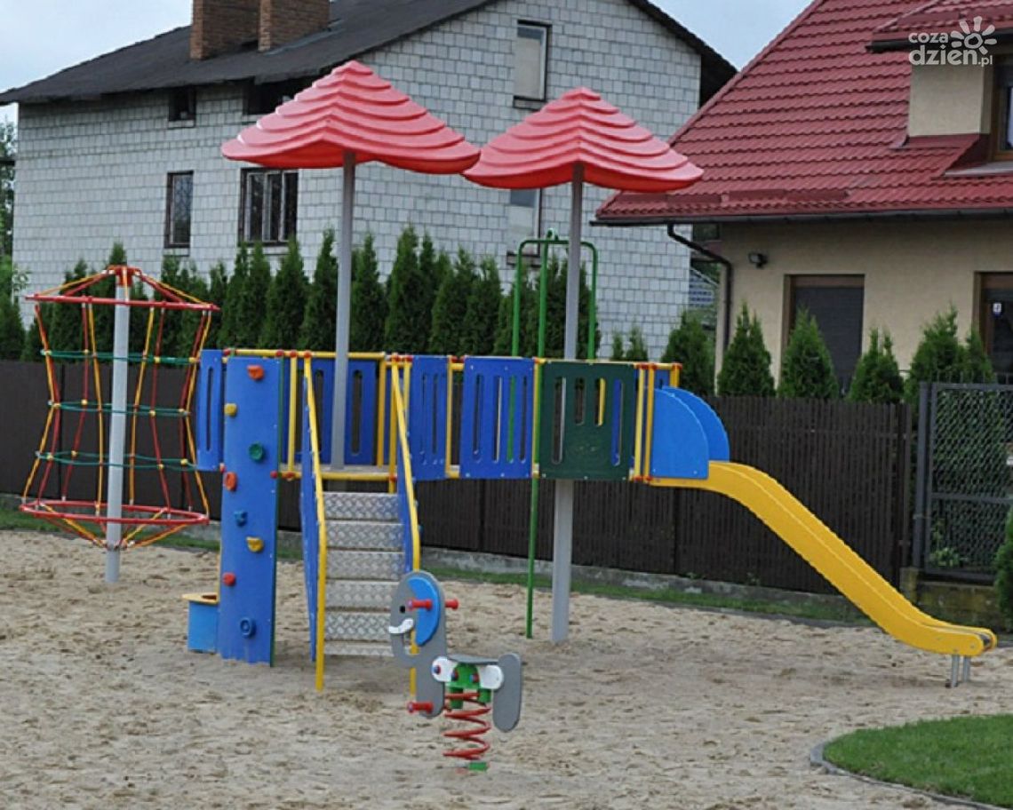 Na Koziej Górze jest nowy plac zabaw