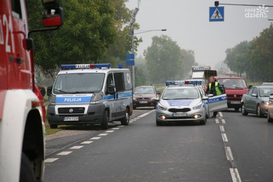 Na Słowackiego osobówka wbiła się w autobus