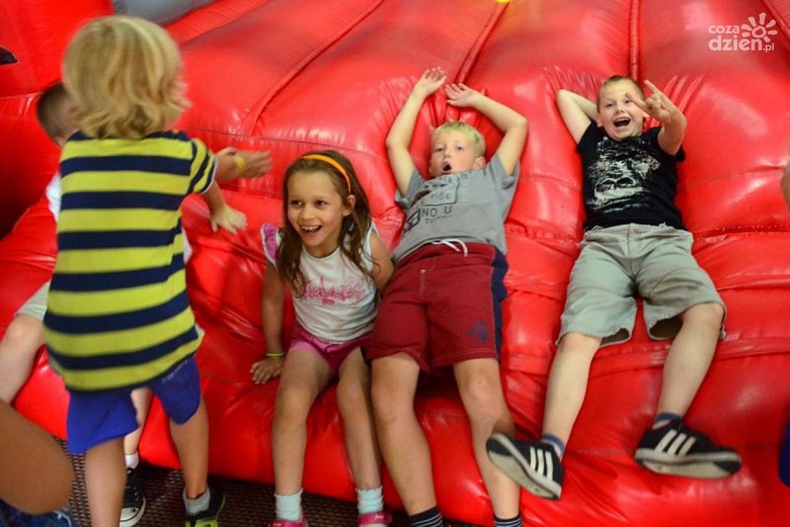 NAJFAJNIEJSI PÓŁKOLONIŚĆI: MDK