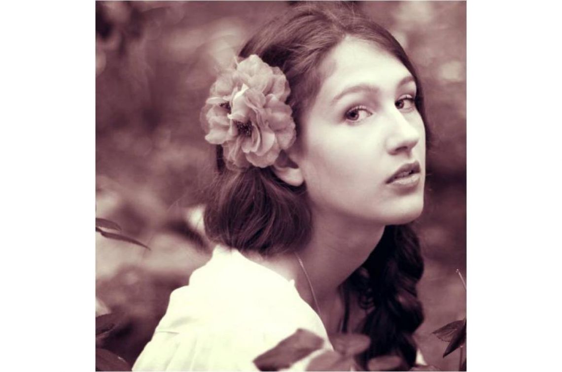 Najfajniejsza studentka - Angie Kucharska