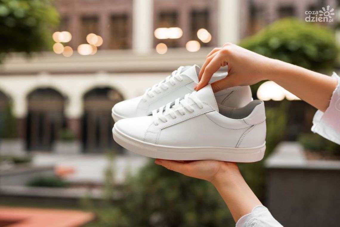 Najlepsze buty sportowe dla kobiet na lato – jaki model wybrać? Najlepsze buty sportowe dla kobiet na lato – jaki model wybrać?