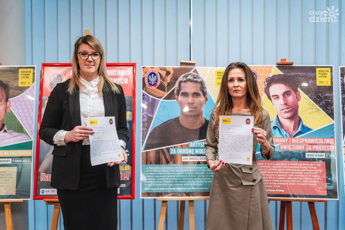 Napisz list w obronie praw człowieka