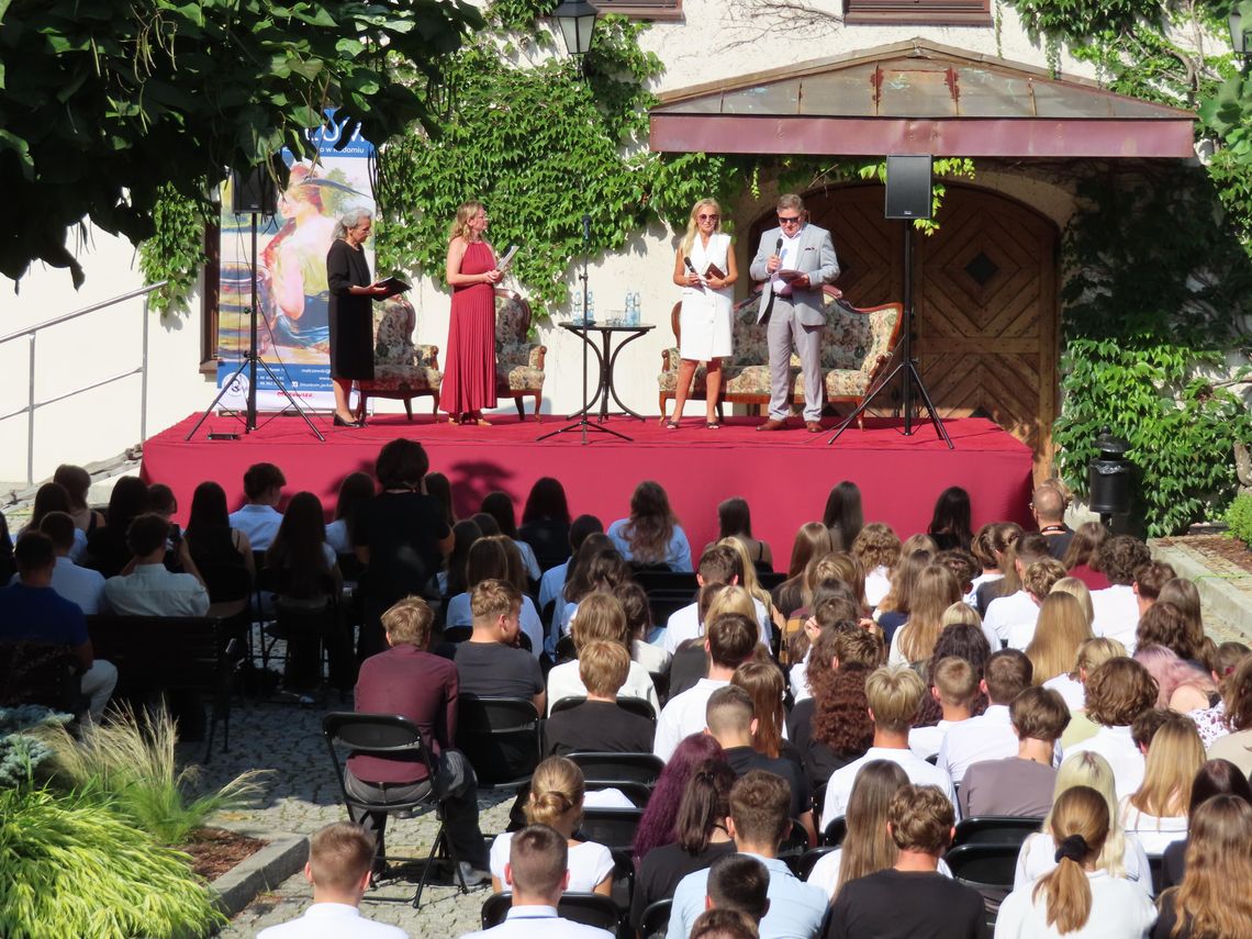 Narodowe Czytanie w Muzeum im. Jacka Malczewskiego: Kochanowski łączy pokolenia Narodowe Czytanie w Muzeum im. Jacka Malczewskiego: Kochanowski łączy pokolenia