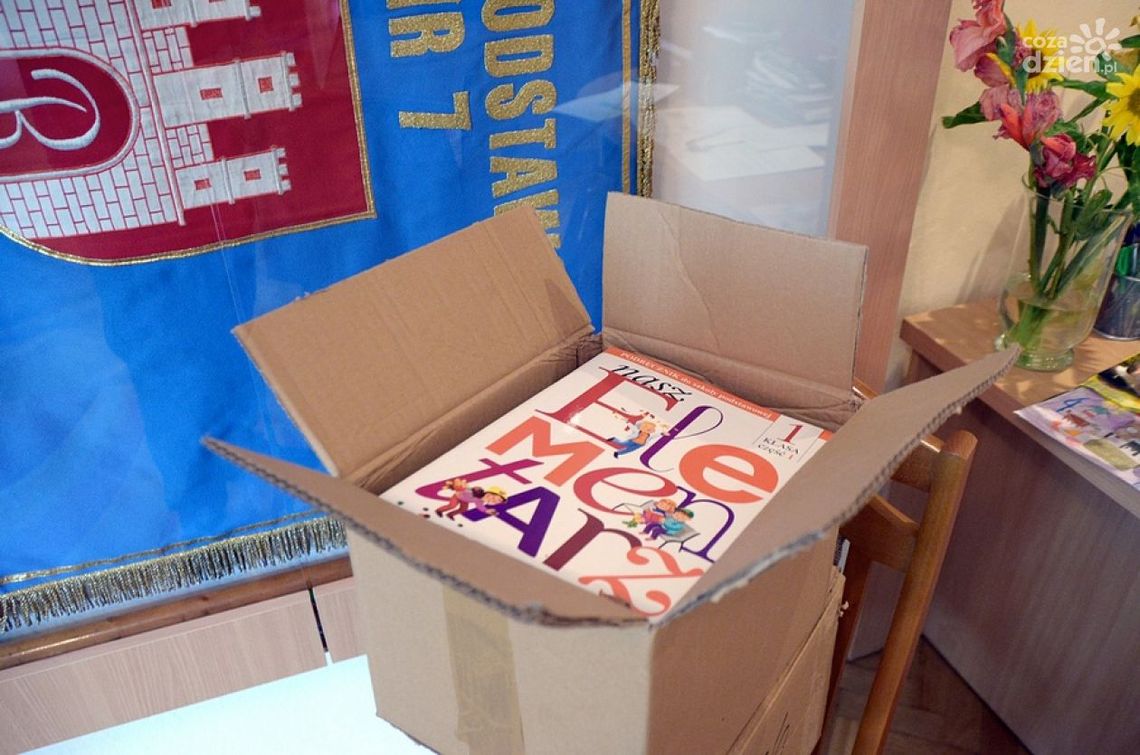 „Nasz Elementarz” dotarł do radomskich szkół!