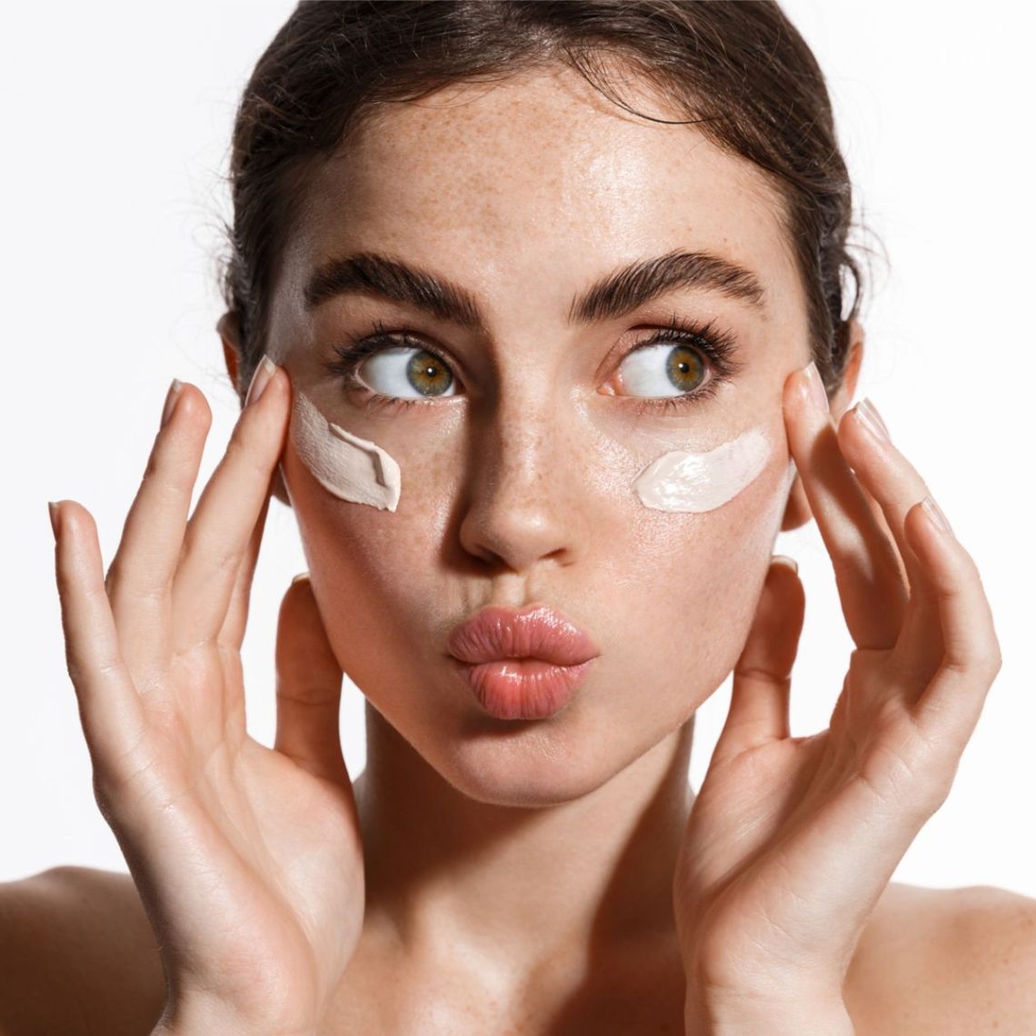 Natura w luksusowym wydaniu- odkryj kosmetyki premium od Clochee Natura w luksusowym wydaniu- odkryj kosmetyki premium od Clochee