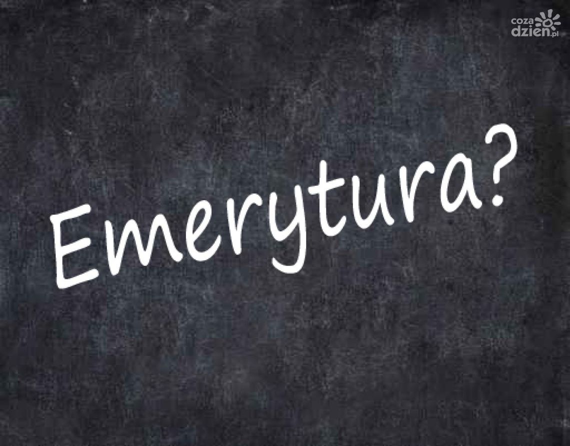 Nauczyciele - emeryci blokują etaty młodszym Nauczyciele - emeryci blokują etaty młodszym