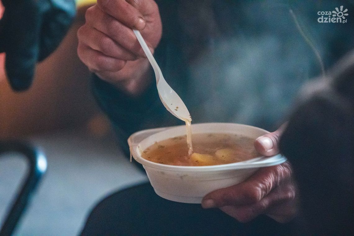 Nie bądź obojętny. Zwracaj uwagę na bezdomnych Nie bądź obojętny. Zwracaj uwagę na bezdomnych