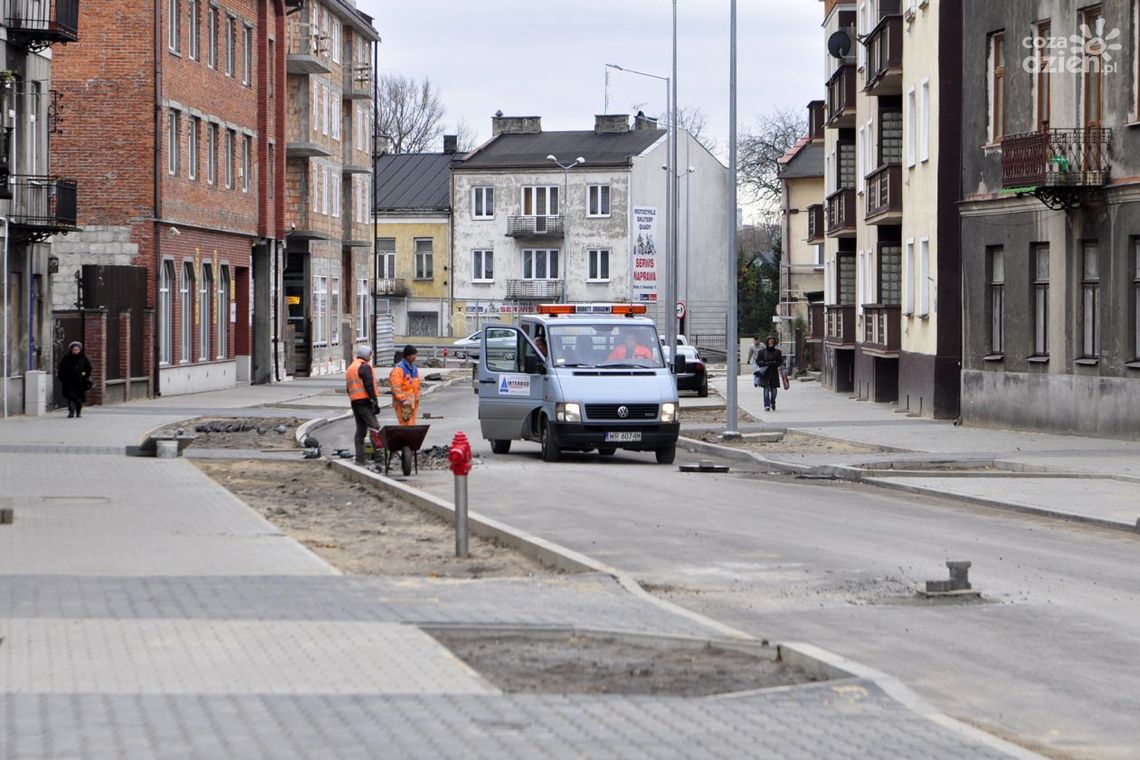 Niebawem pojedziemy Dzierzkowską i Nowogrodzką! Niebawem pojedziemy Dzierzkowską i Nowogrodzką!