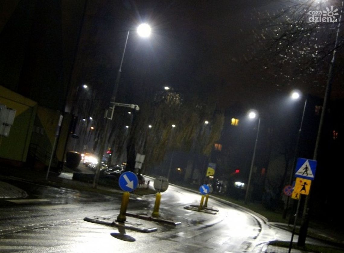 Niebezpieczne przejścia wymagają lepszego oświetlenia!