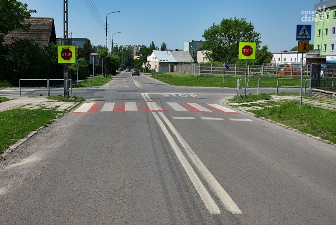 Niebezpieczne skrzyżowanie na ulicy Odrodzenia