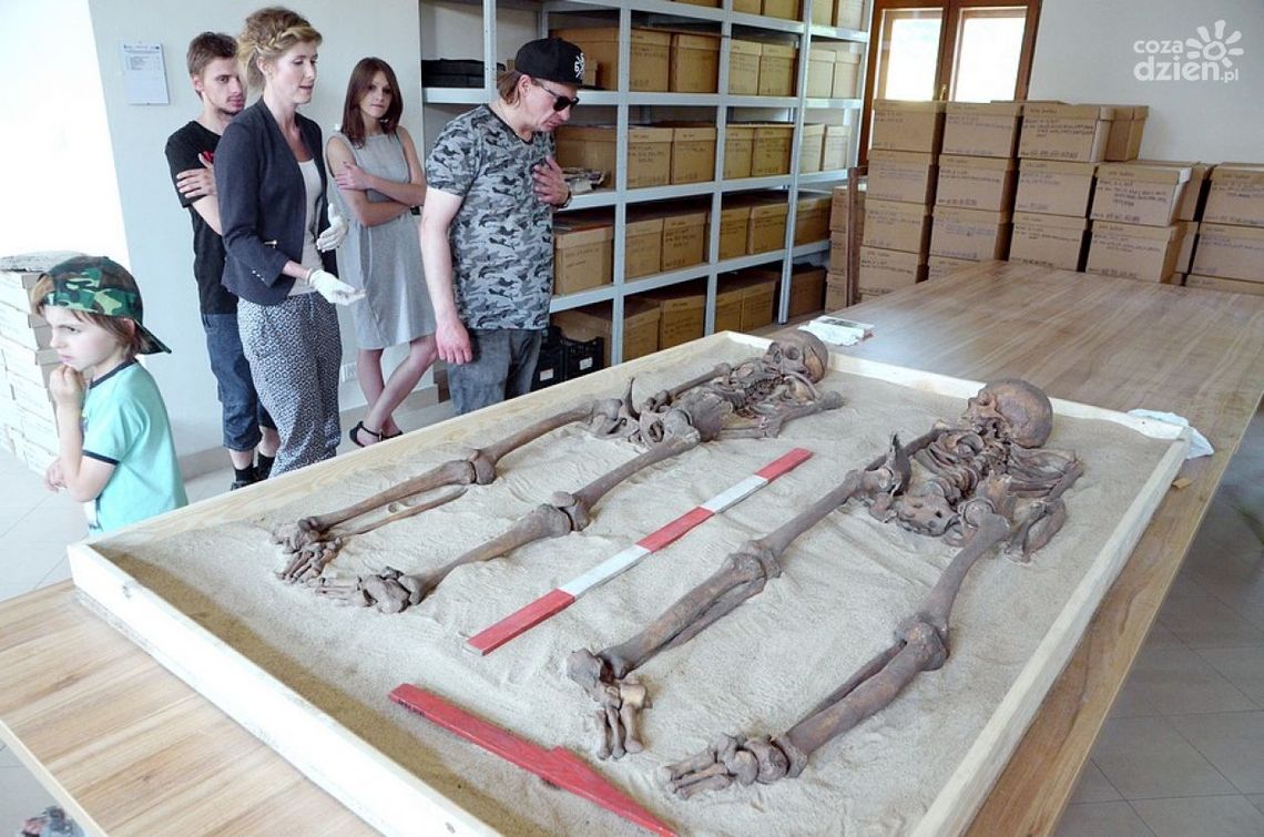 Niedziela z archeologią! Przyjdź na rynek! Niedziela z archeologią! Przyjdź na rynek!