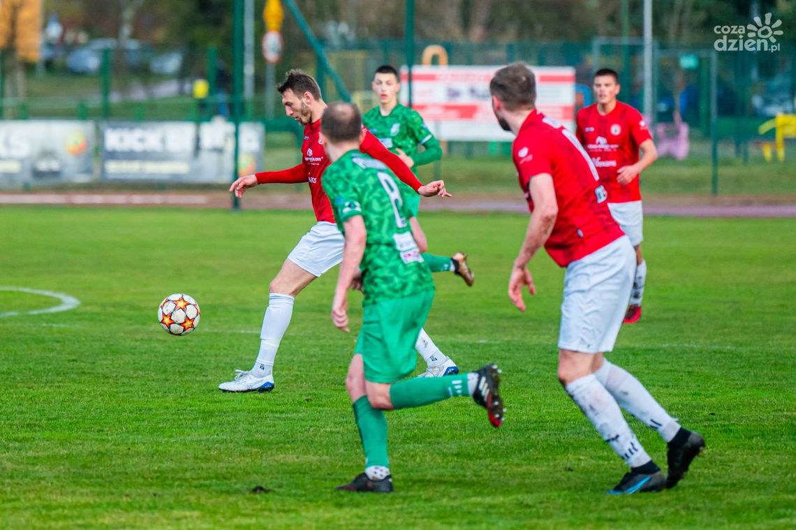 Niepokonana wiosną Legia II sobotnim rywalem Broni Radom. Sokół przyleci nad Pilicę