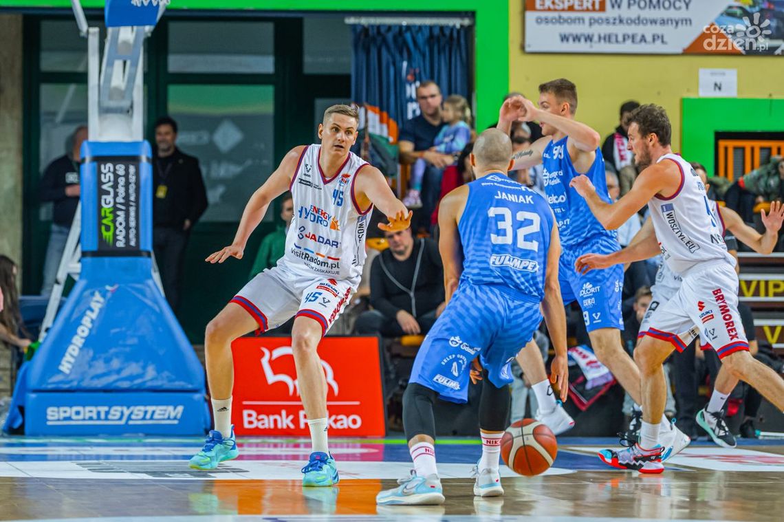 Nieudany pościg koszykarzy HydroTrucku Radom w Starogardzie Gdańskim Nieudany pościg koszykarzy HydroTrucku Radom w Starogardzie Gdańskim
