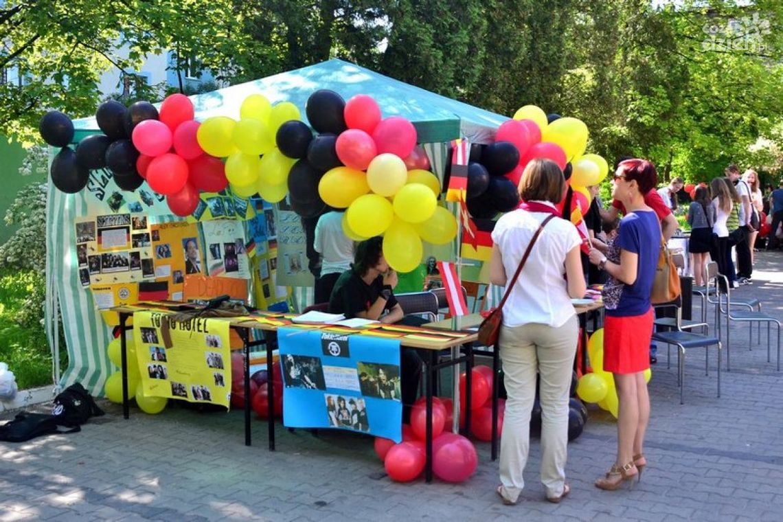 Niezapominajkowy festyn szkolny w PG 13