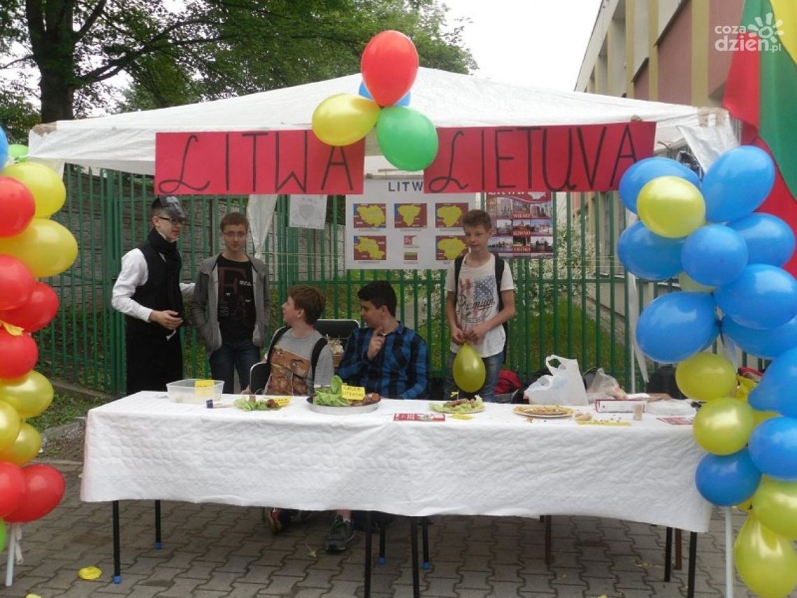 Niezapominajkowy festyn w PG 13