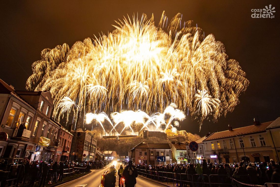 Niezwykły pokaz na iłżeckim niebie