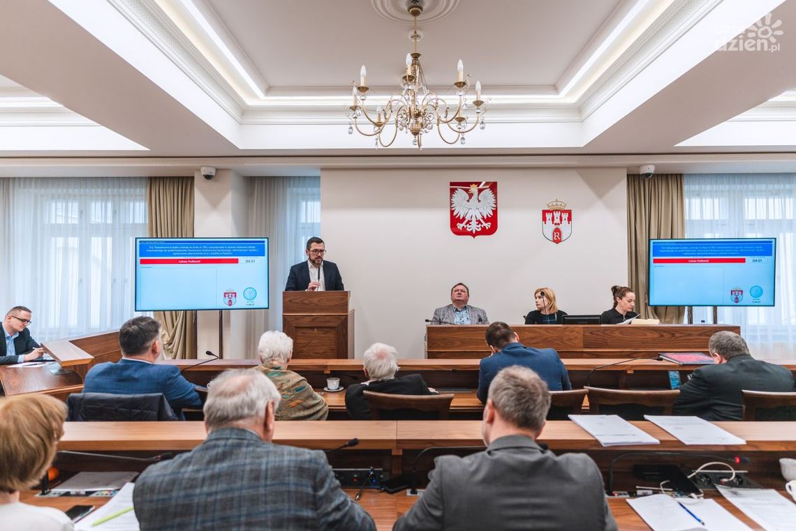 NIK skontroluje RCS?