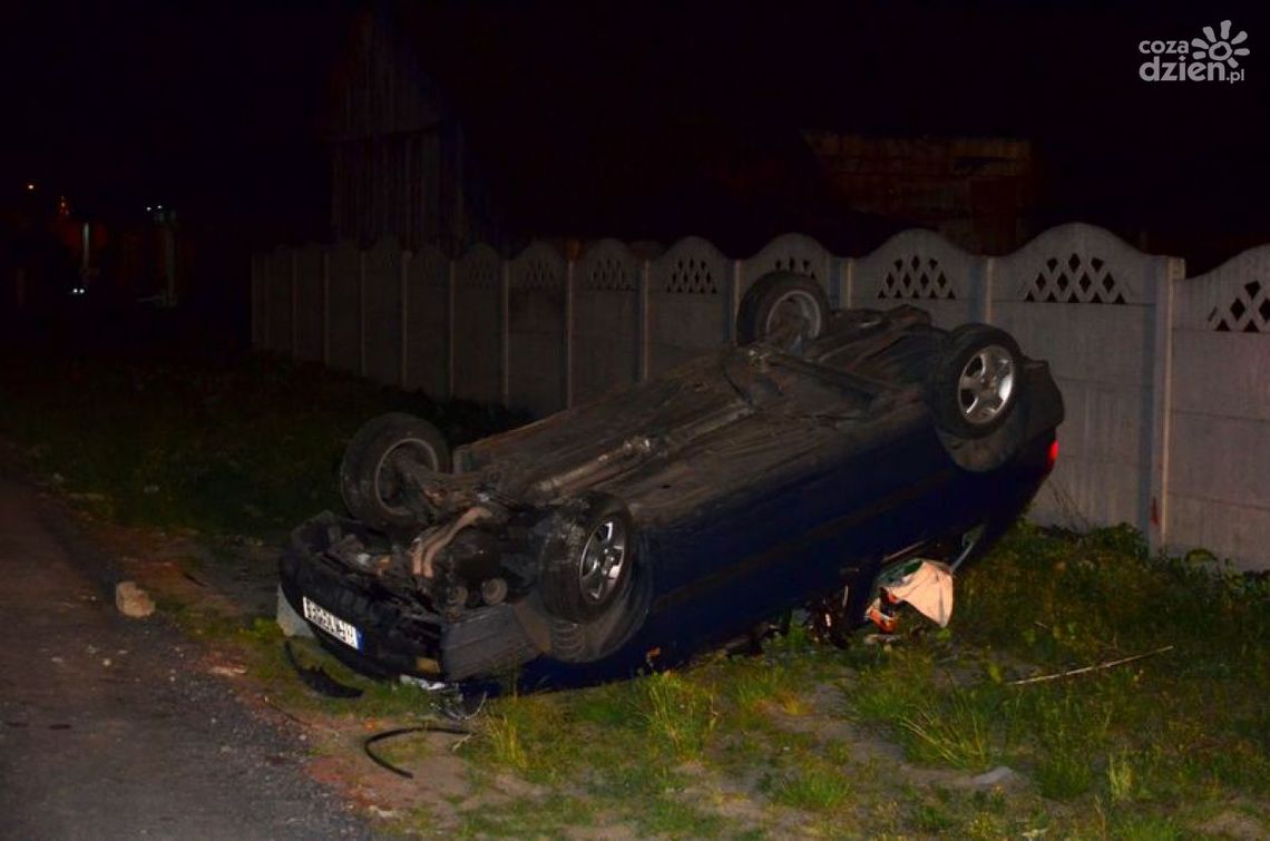 Nocne dachowanie na Dzierzkowie (aktualizacja)