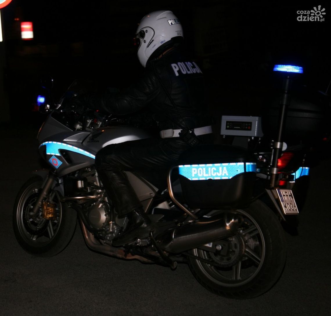 Nocne zderzenie motocyklistów Nocne zderzenie motocyklistów