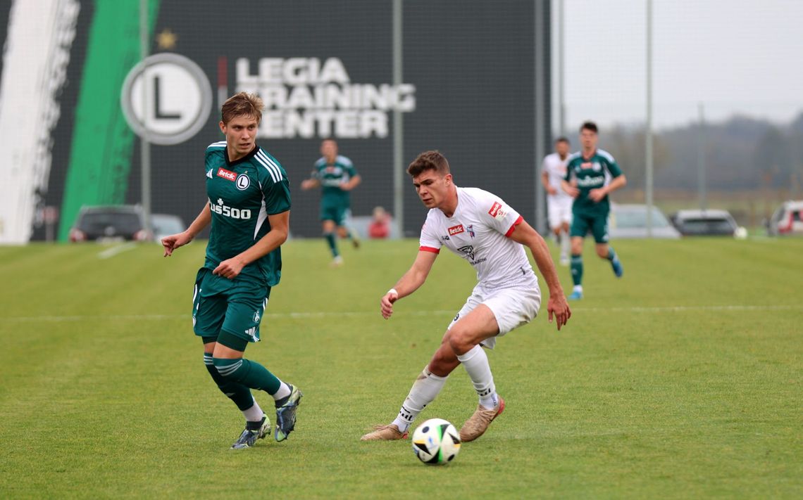 Nokaut w Legia Training Center. Lider z Warszawy rozbił radomską Broń