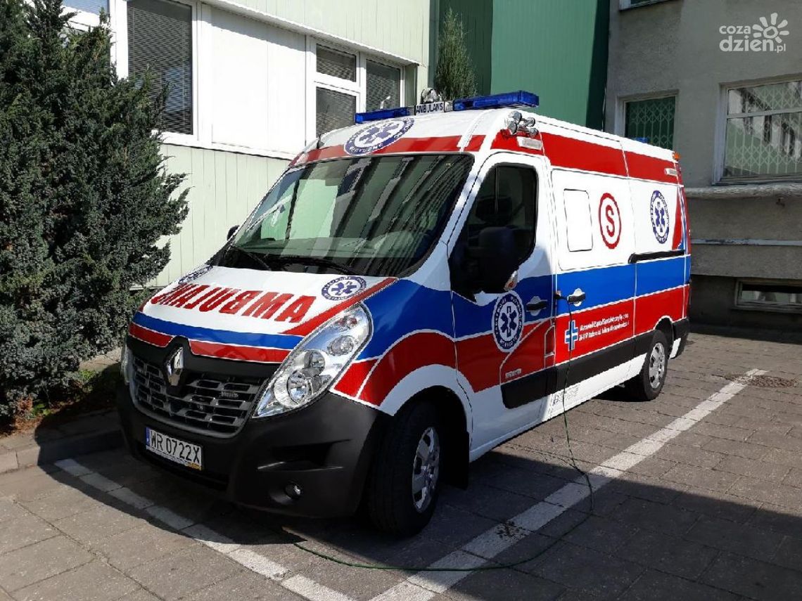 Nowa karetka jak szpital na kołach Nowa karetka jak szpital na kołach